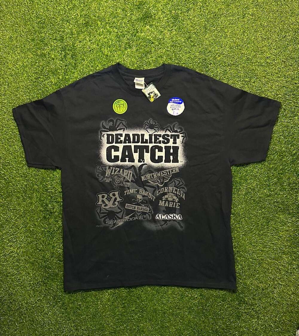 2011 Gildan Deadliest Catch Graphic Glow in the Dark T-Shirt XL